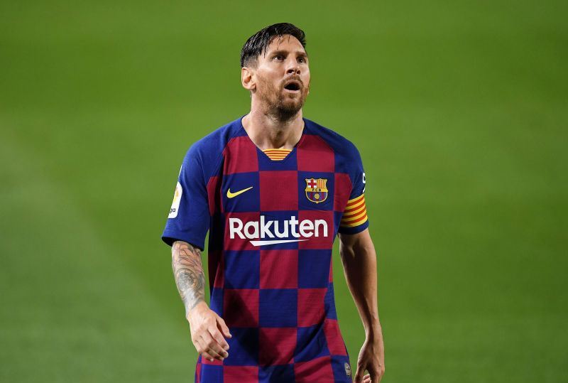 Lionel Messi lên đội 1 câu lạc bộ Barcelona giai đoạn 2003-2005